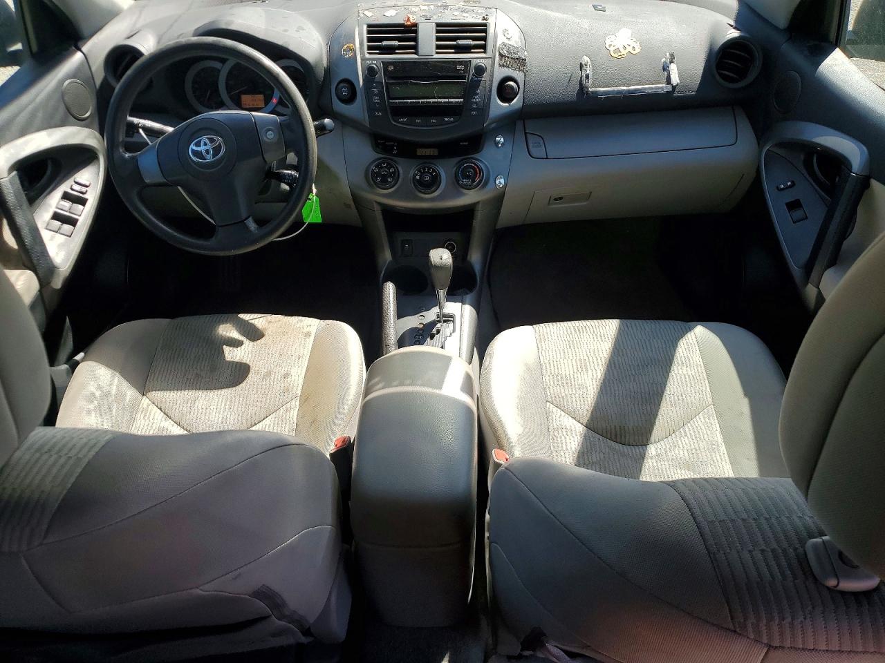 Toyota RAV4 Base