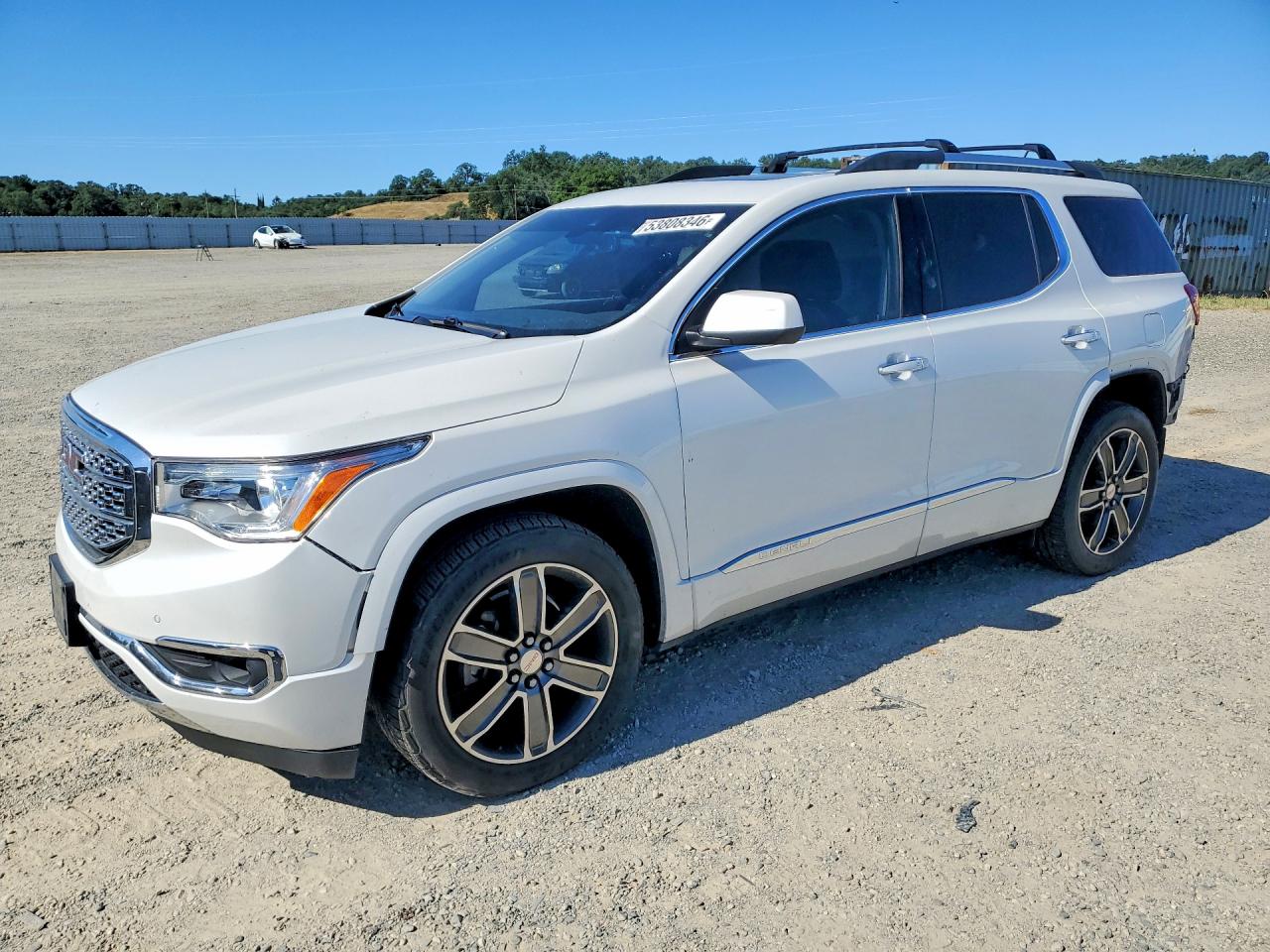 Salvage GMC Acadia Image