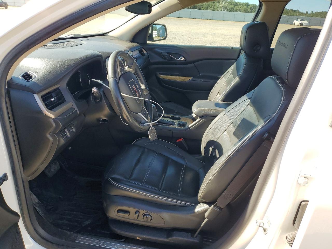 GMC Acadia Denali