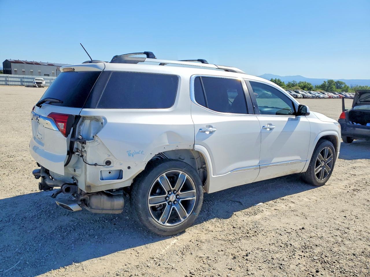 GMC Acadia Denali