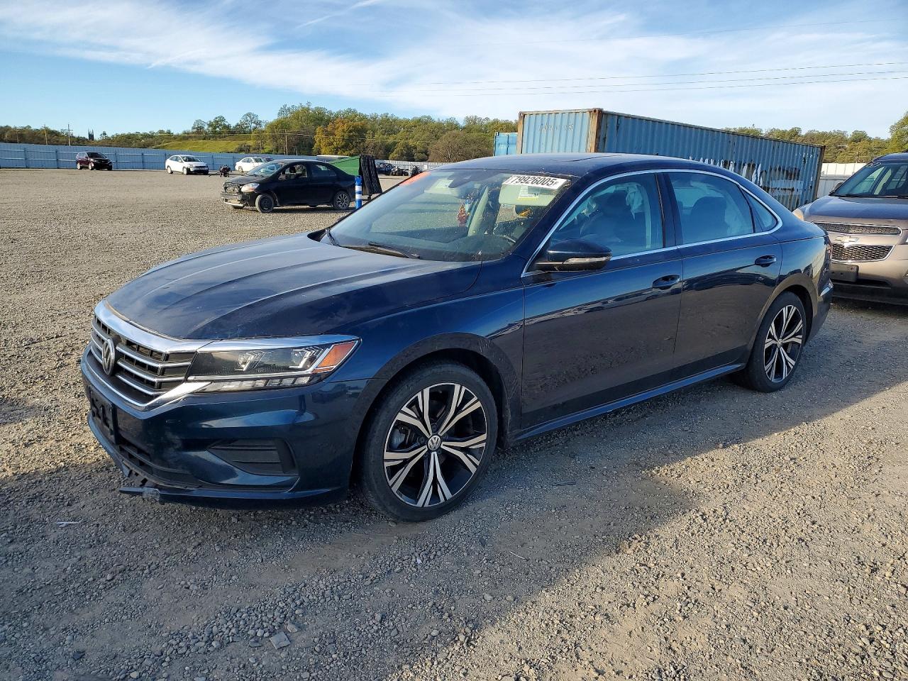 Salvage Volkswagen Passat Image