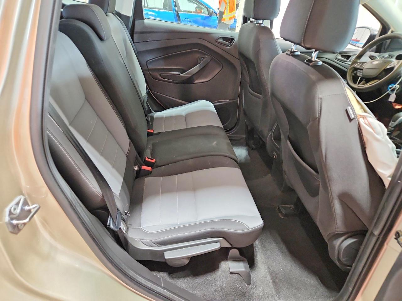Ford Escape S