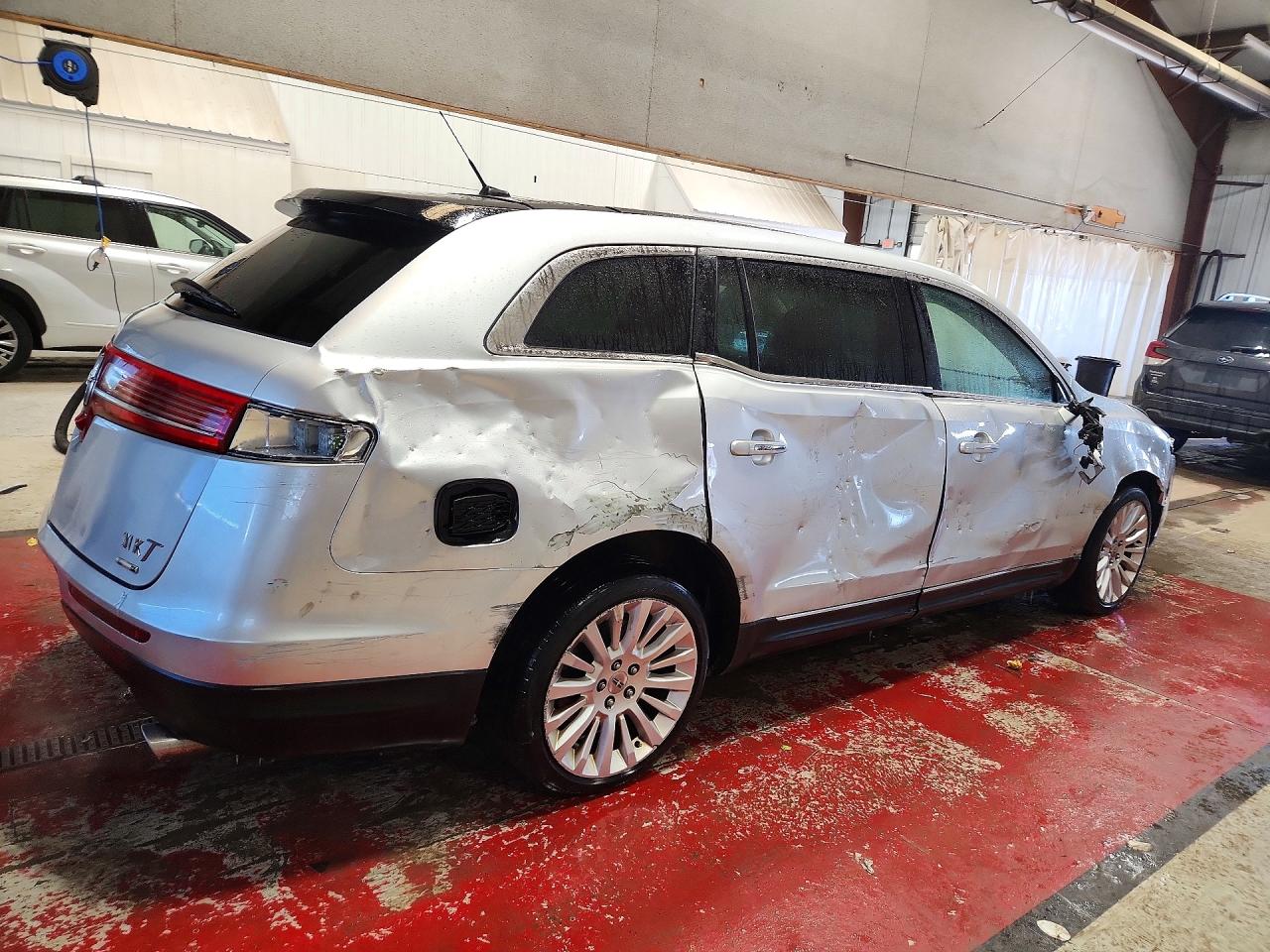 Lincoln MKT