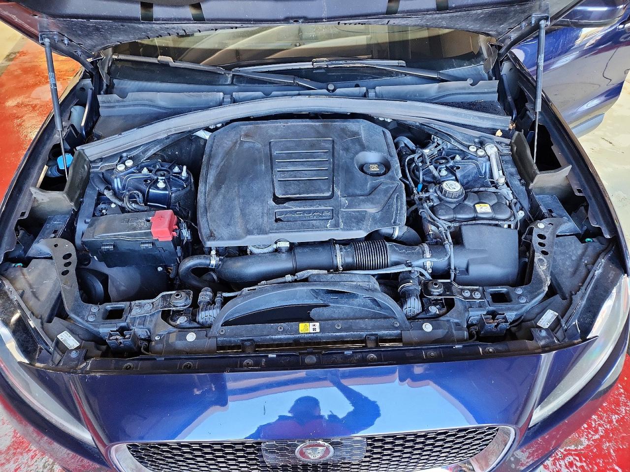 Jaguar F-PACE Premium