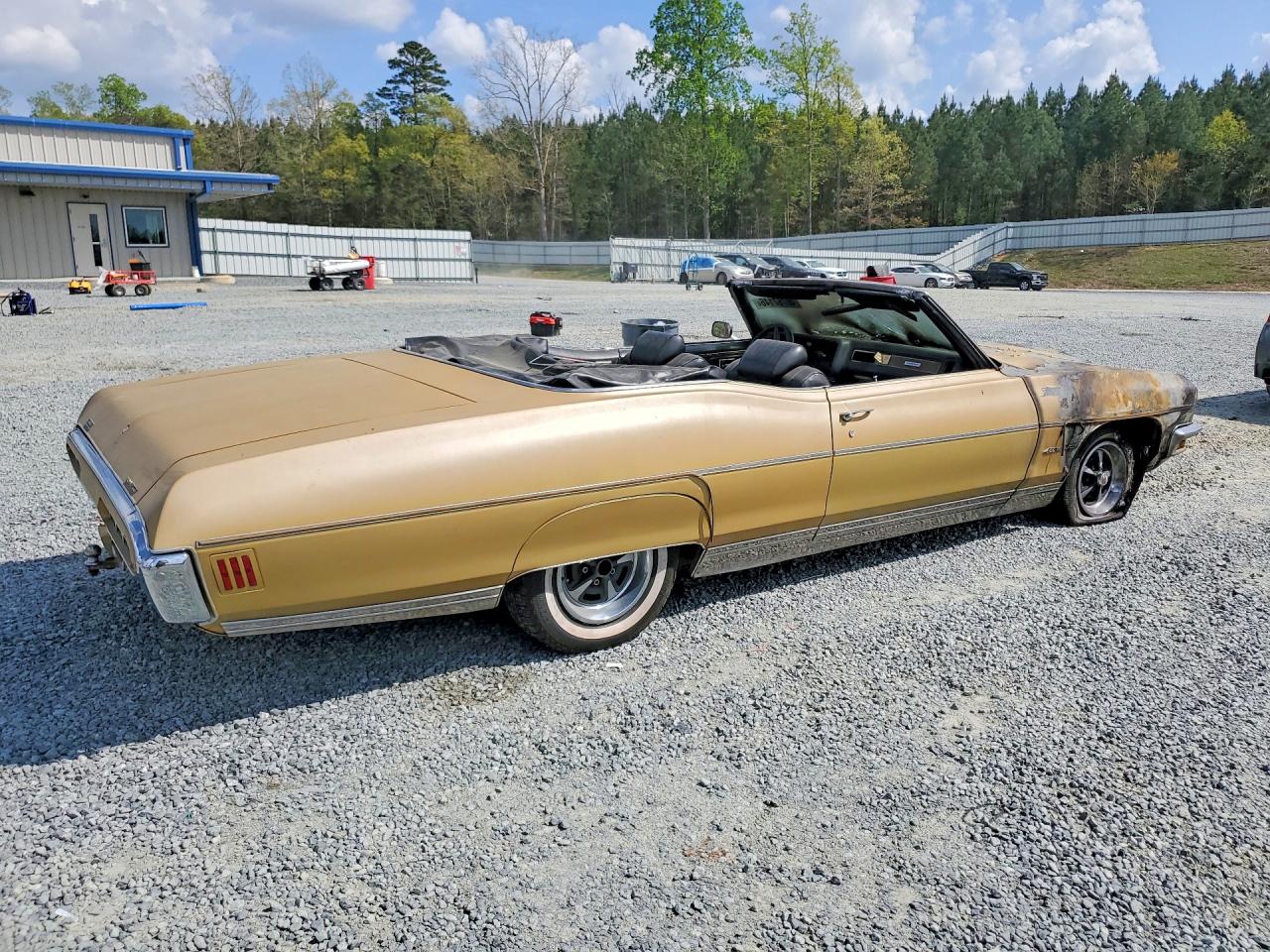 Pontiac Bonneville Se
