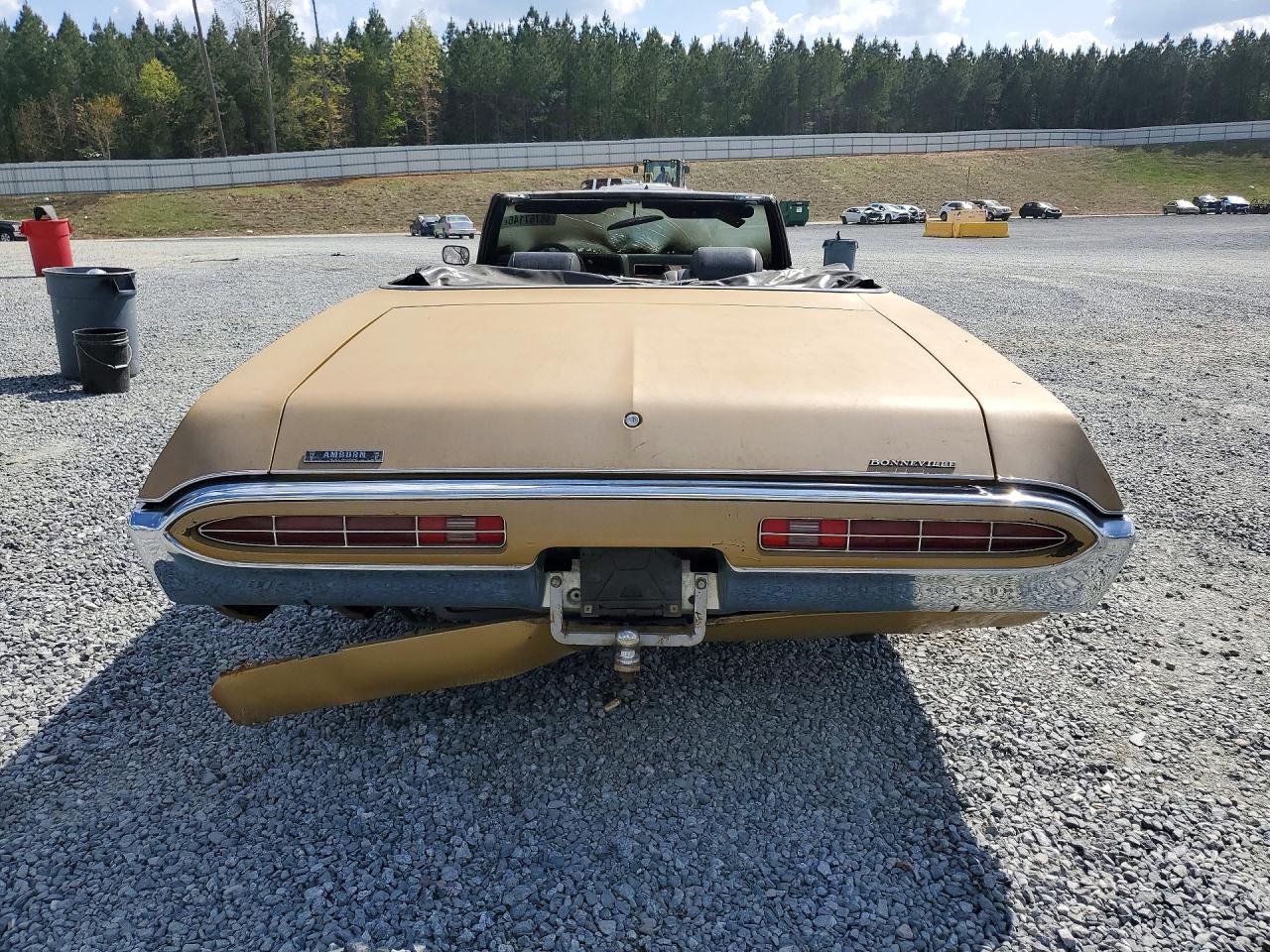 Pontiac Bonneville Se