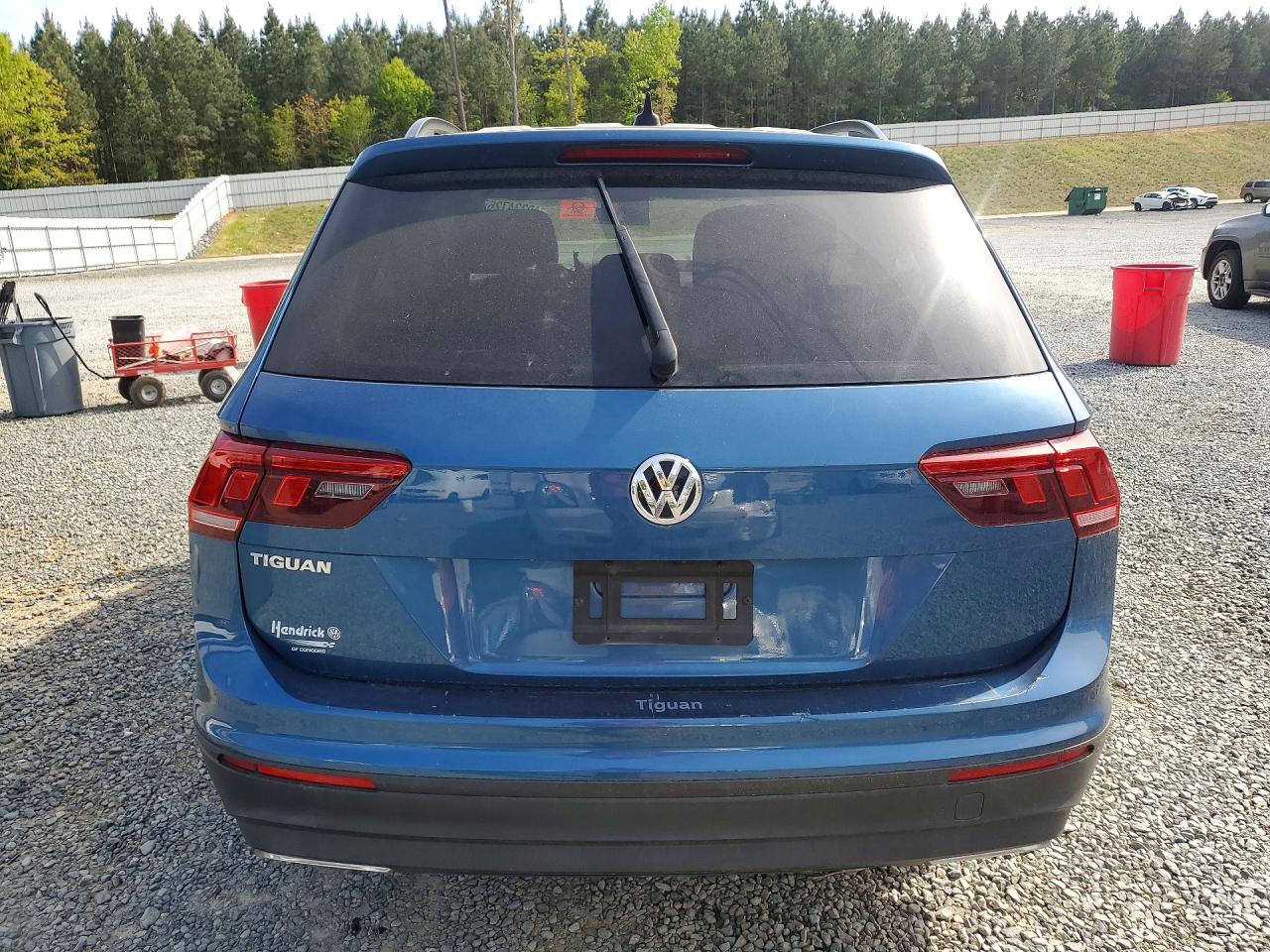 Volkswagen Tiguan S