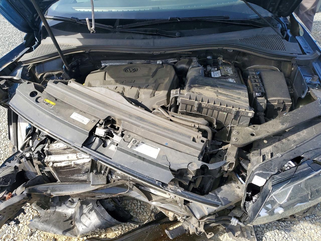 Volkswagen Tiguan S