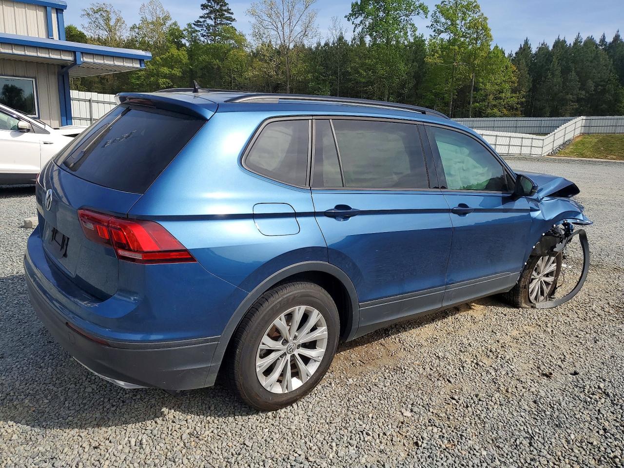 Volkswagen Tiguan S
