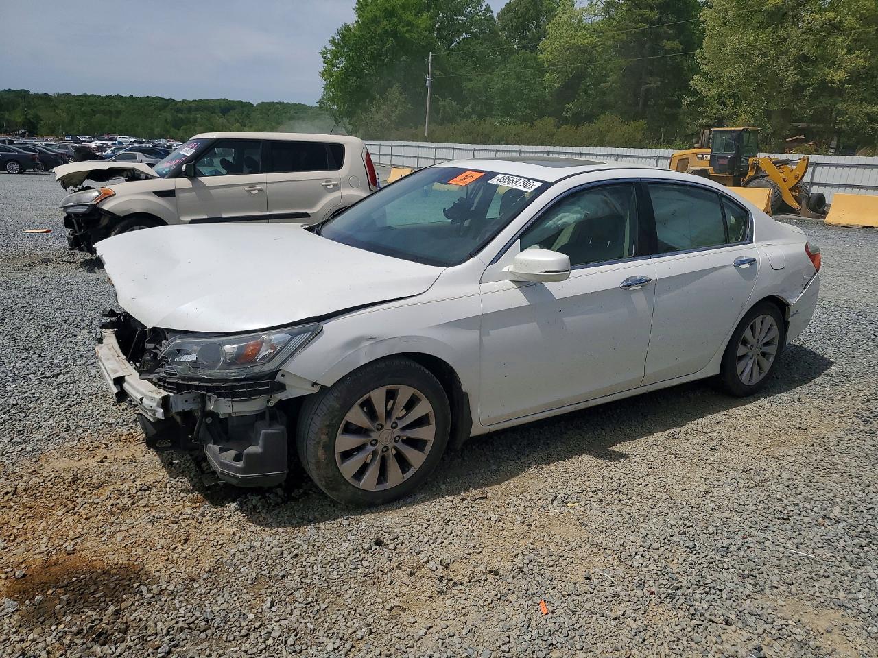 Salvage Honda Accord Image