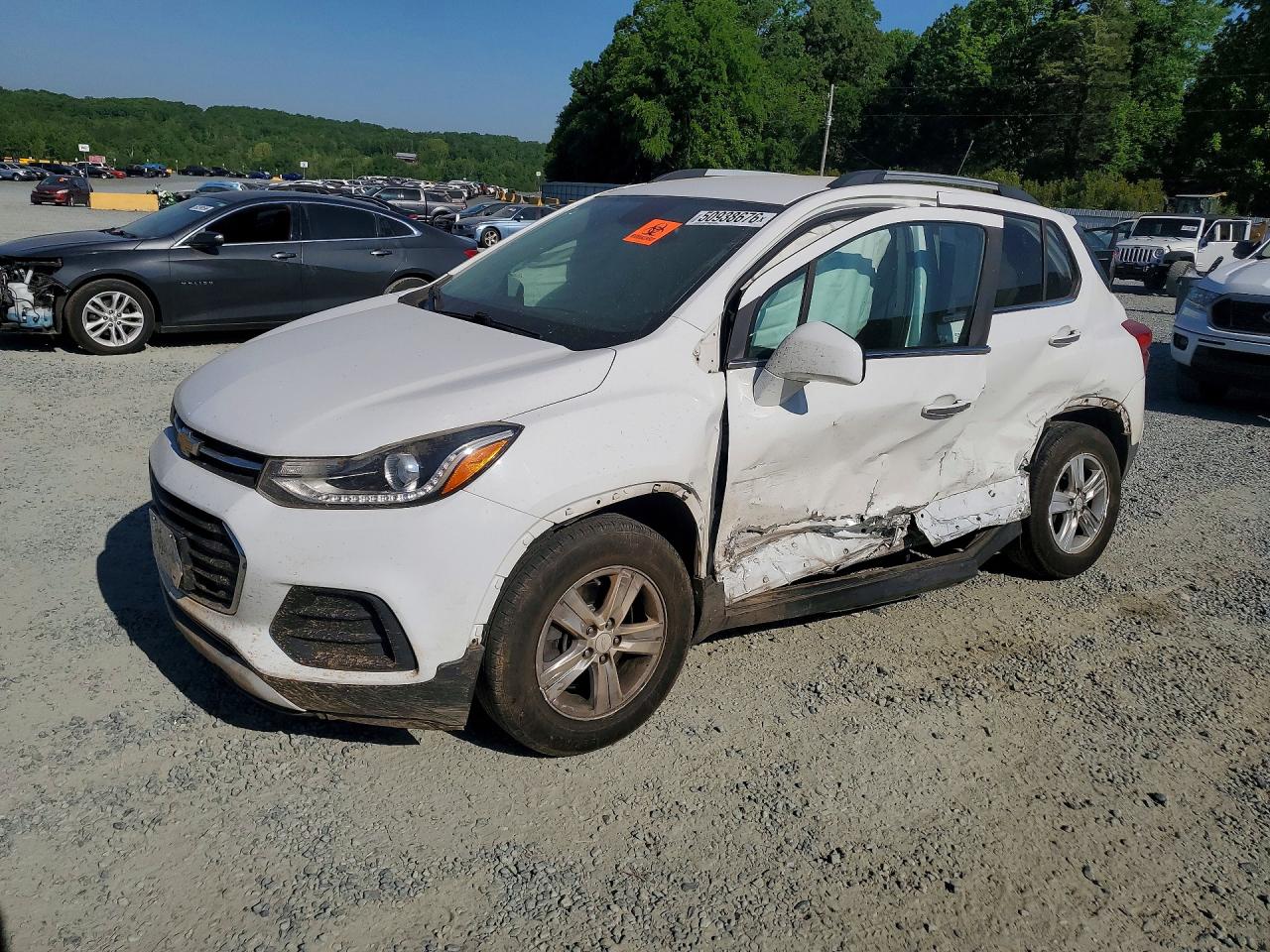 Salvage Chevrolet Trax Image