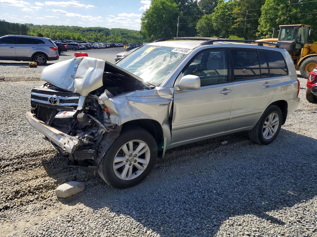 Salvage Toyota Highlander Image