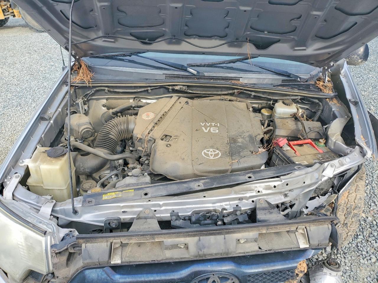 Toyota Tacoma V6