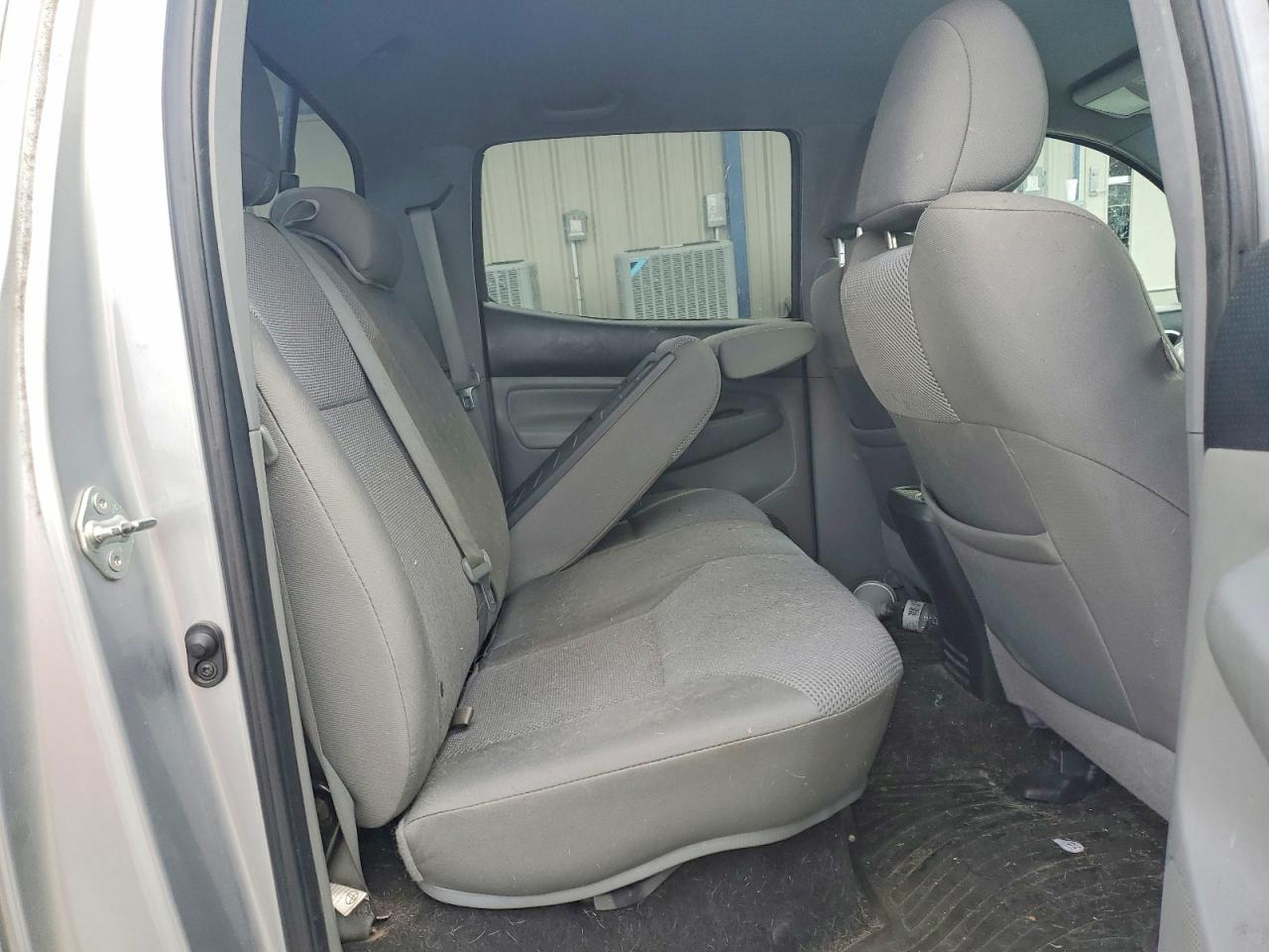 Toyota Tacoma V6