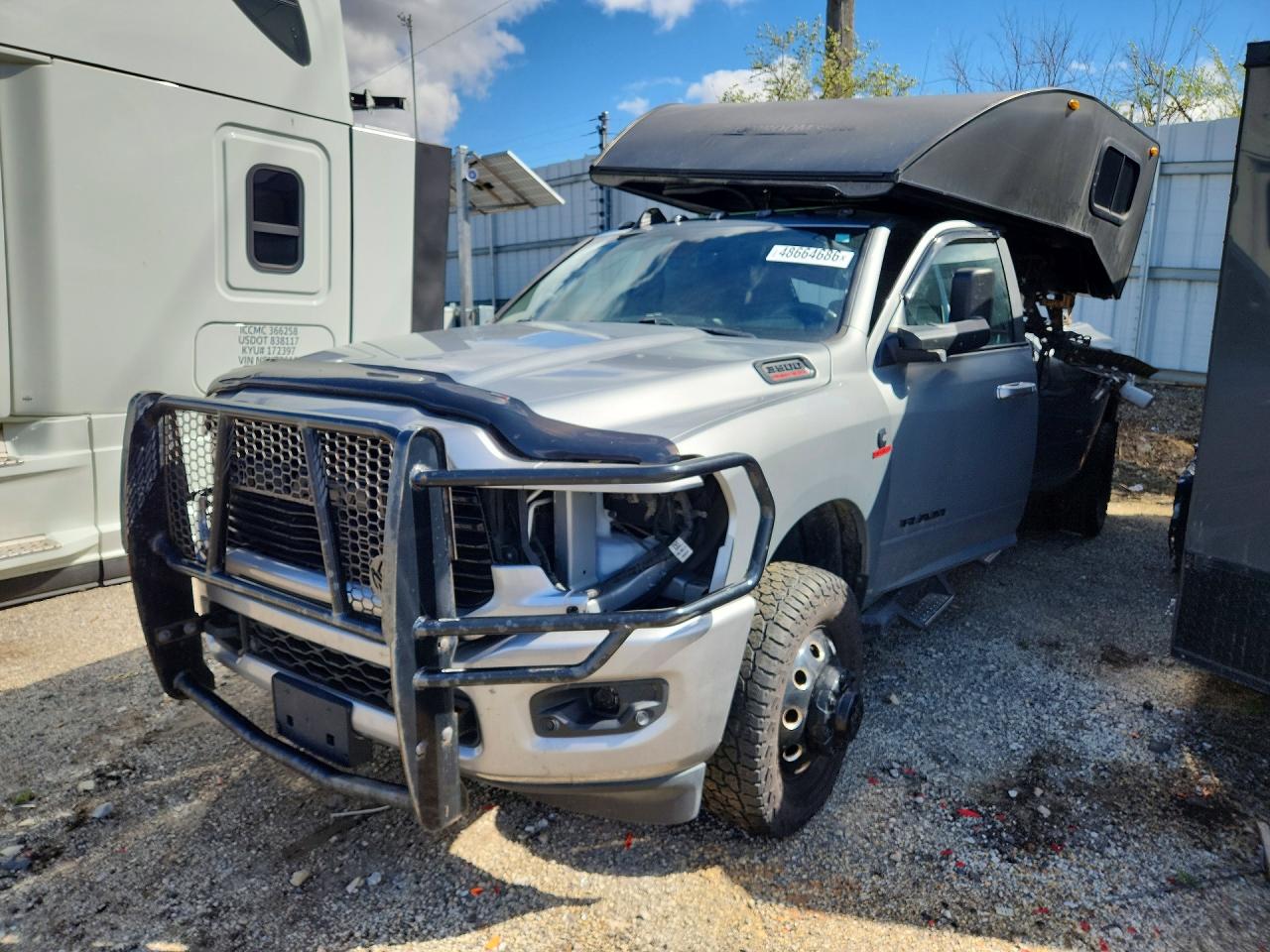 Salvage Ram 3500 Image