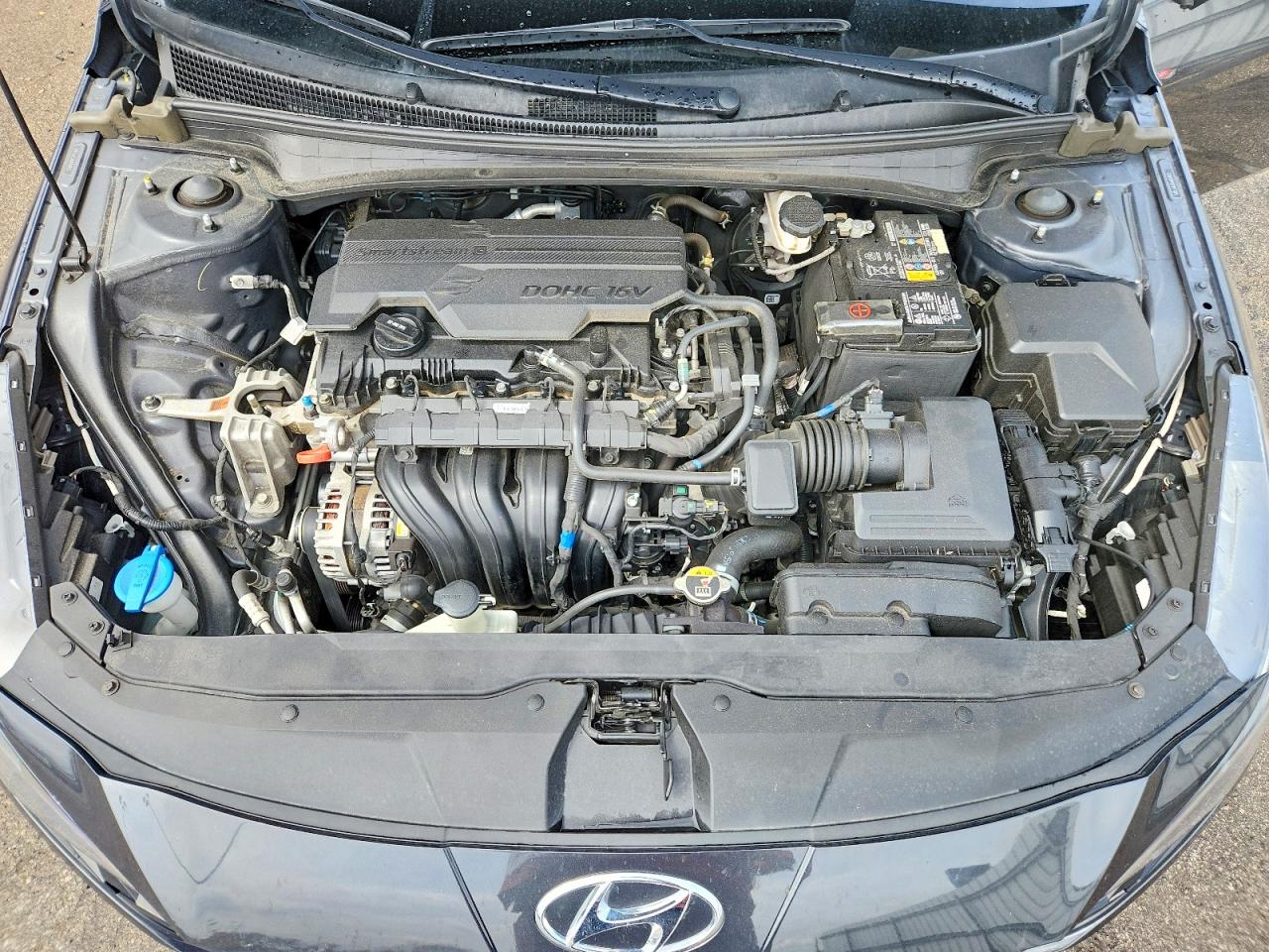 Hyundai ELANTRA Sel