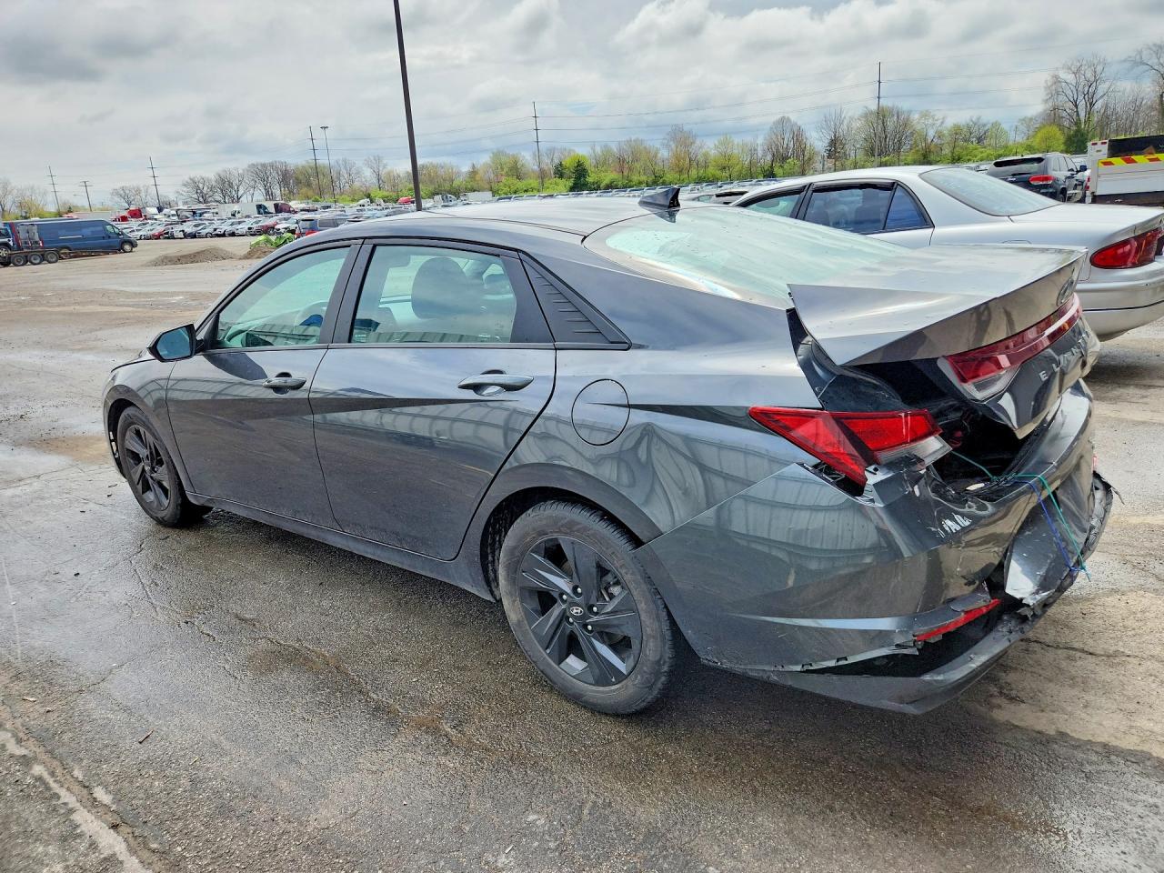 Hyundai ELANTRA Sel