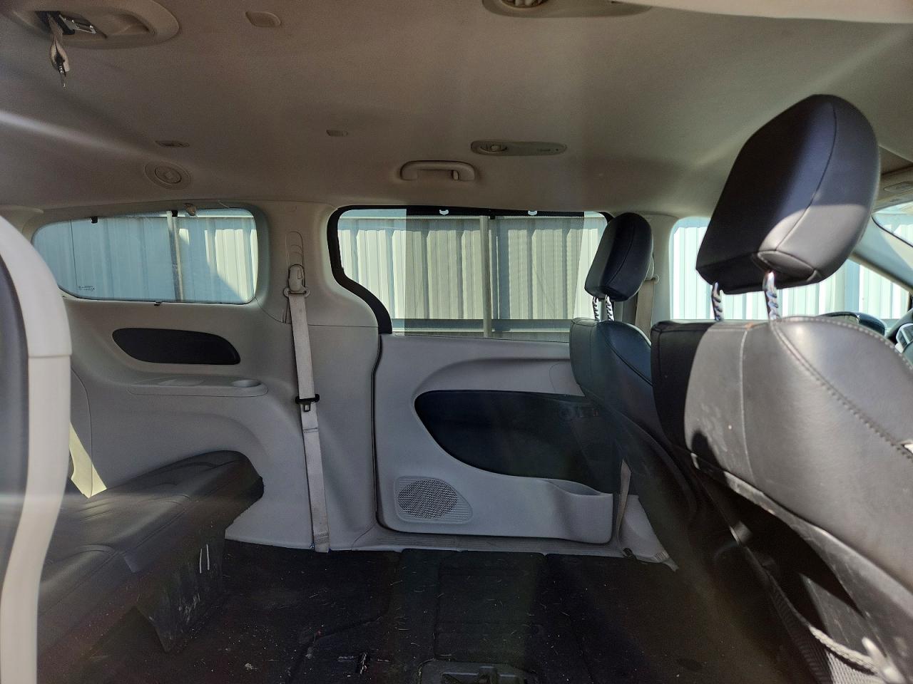 Chrysler Pacifica Touring L