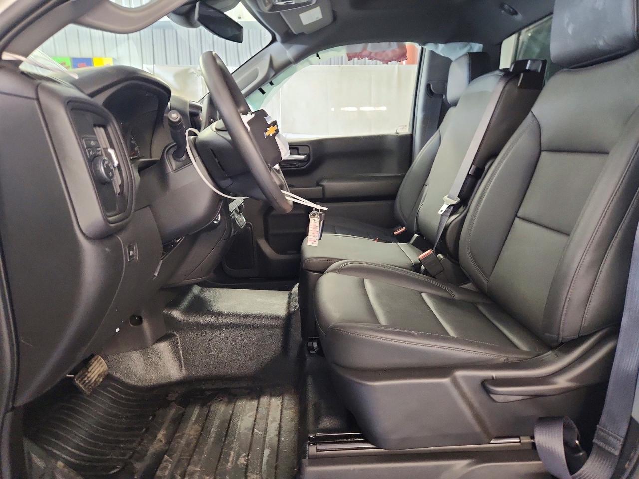 Chevrolet Silverado C1500