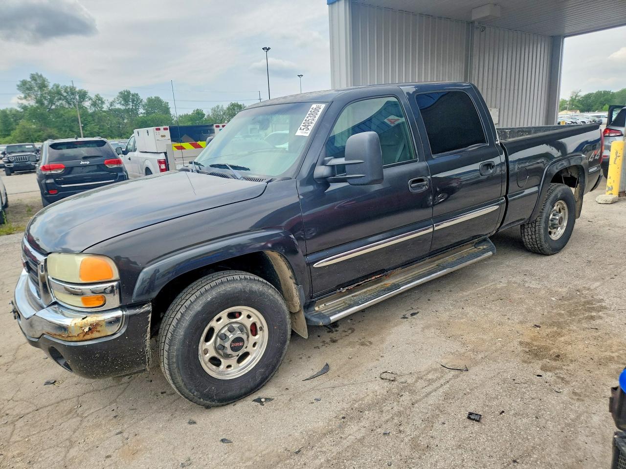 Salvage GMC Siera 1500 Image
