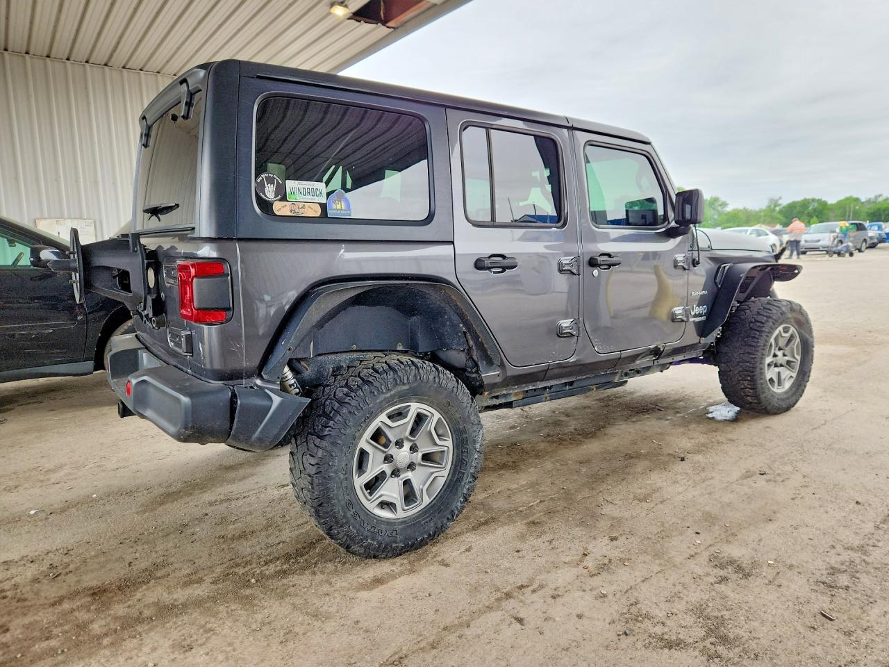 Jeep Wrangler Sahara