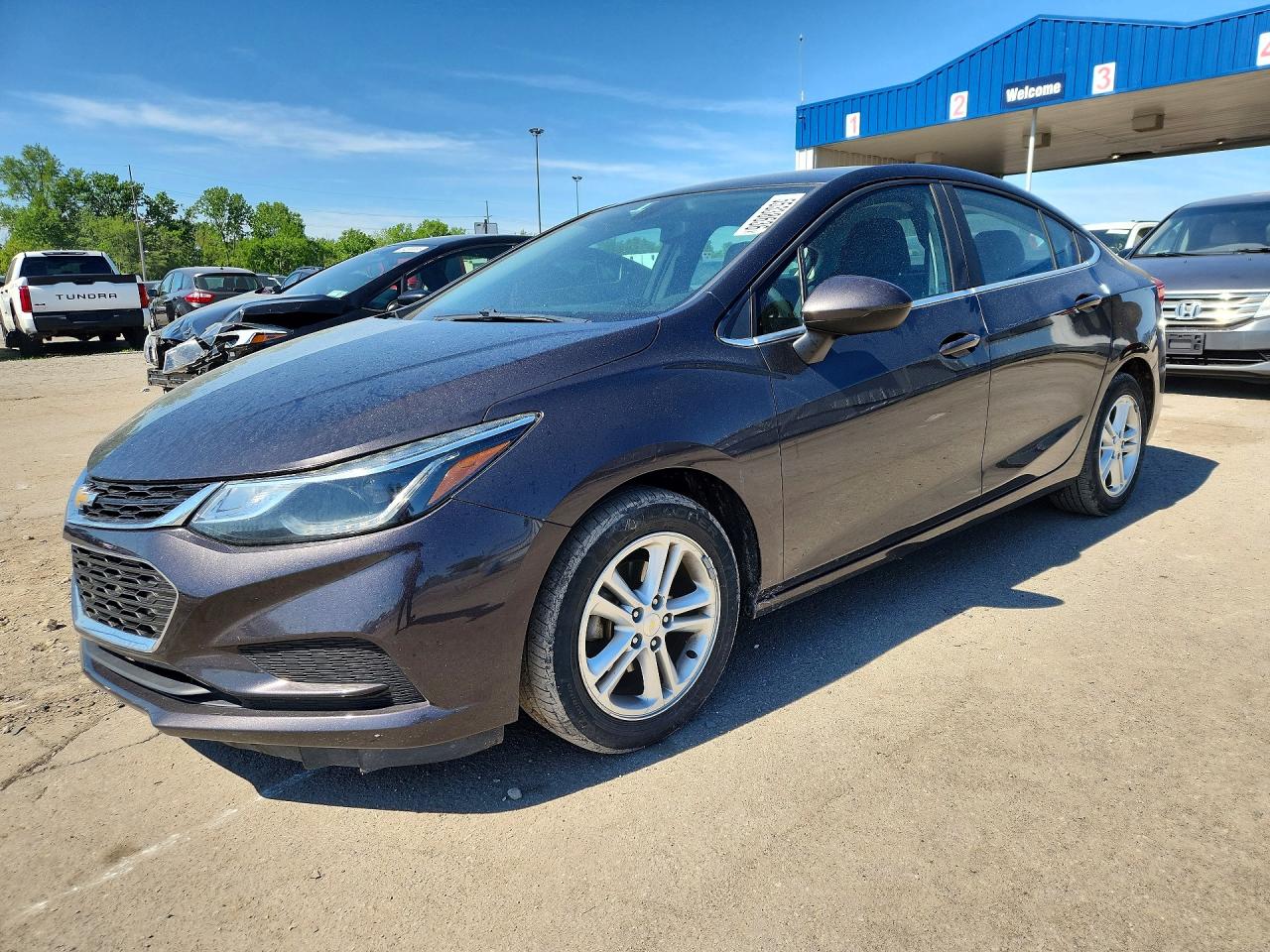 Salvage Chevrolet Cruze Image