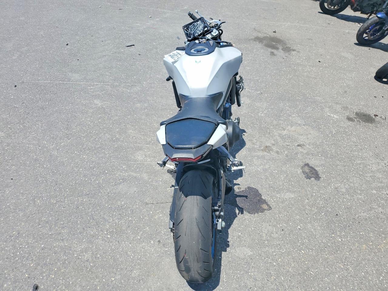 Yamaha Mt09