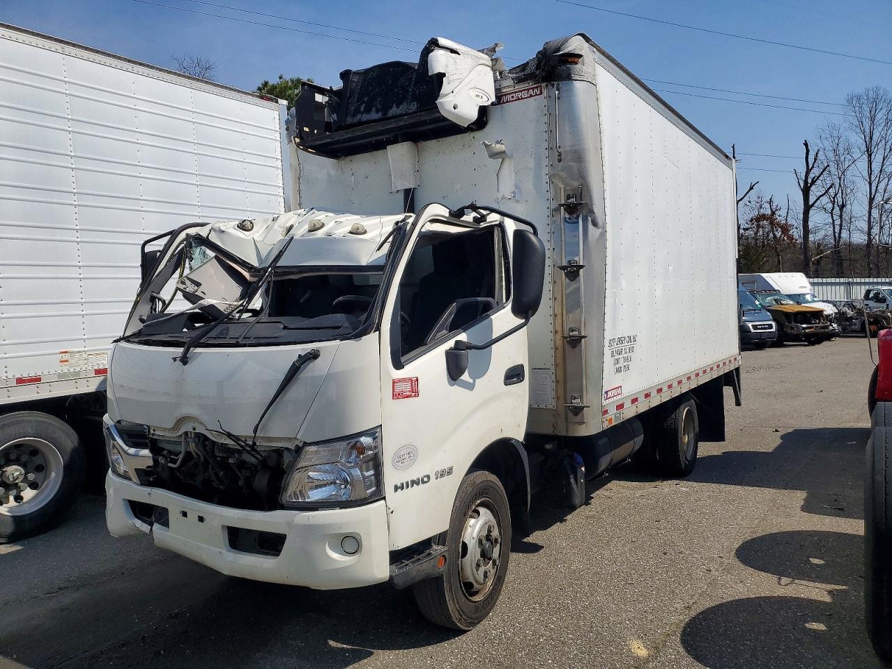 Hino 195