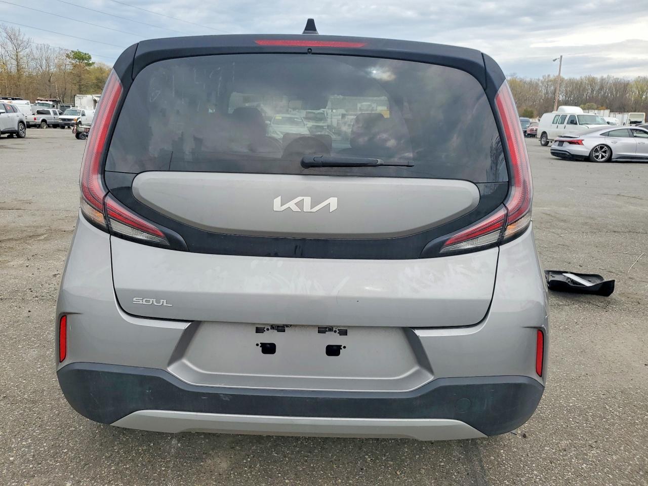 Kia Soul Lx