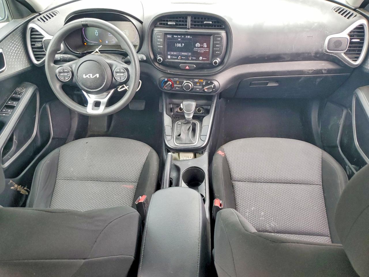 Kia Soul Lx