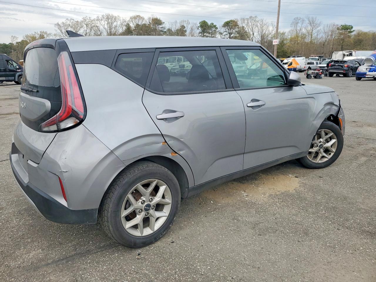 Kia Soul Lx