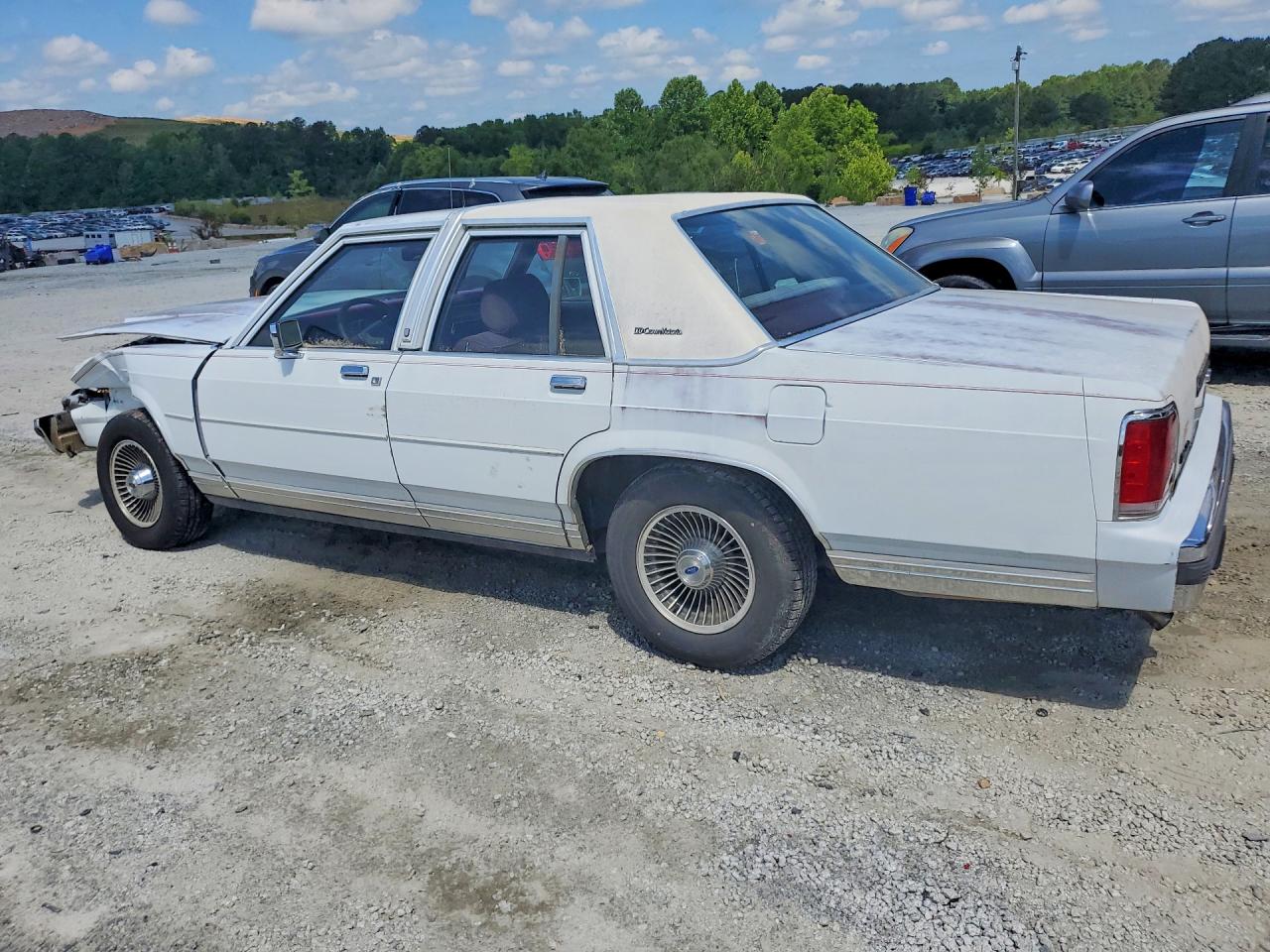 Ford Crown Vic Lx