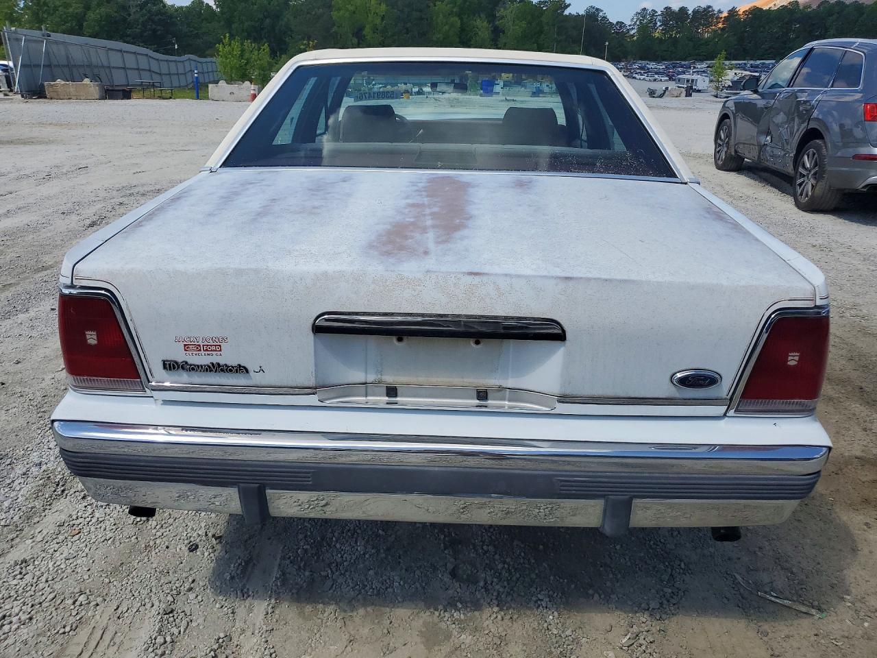 Ford Crown Vic Lx