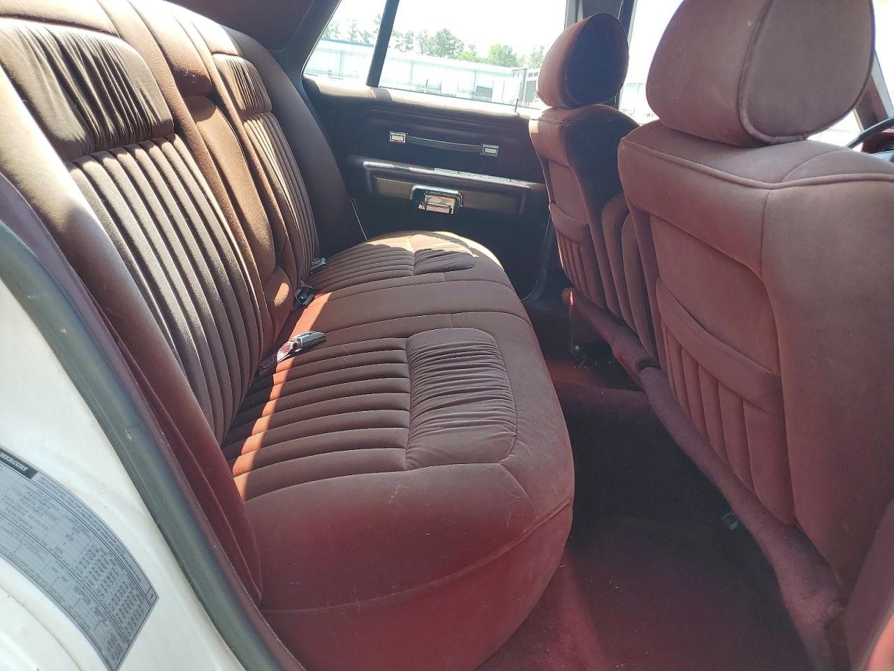 Ford Crown Vic Lx