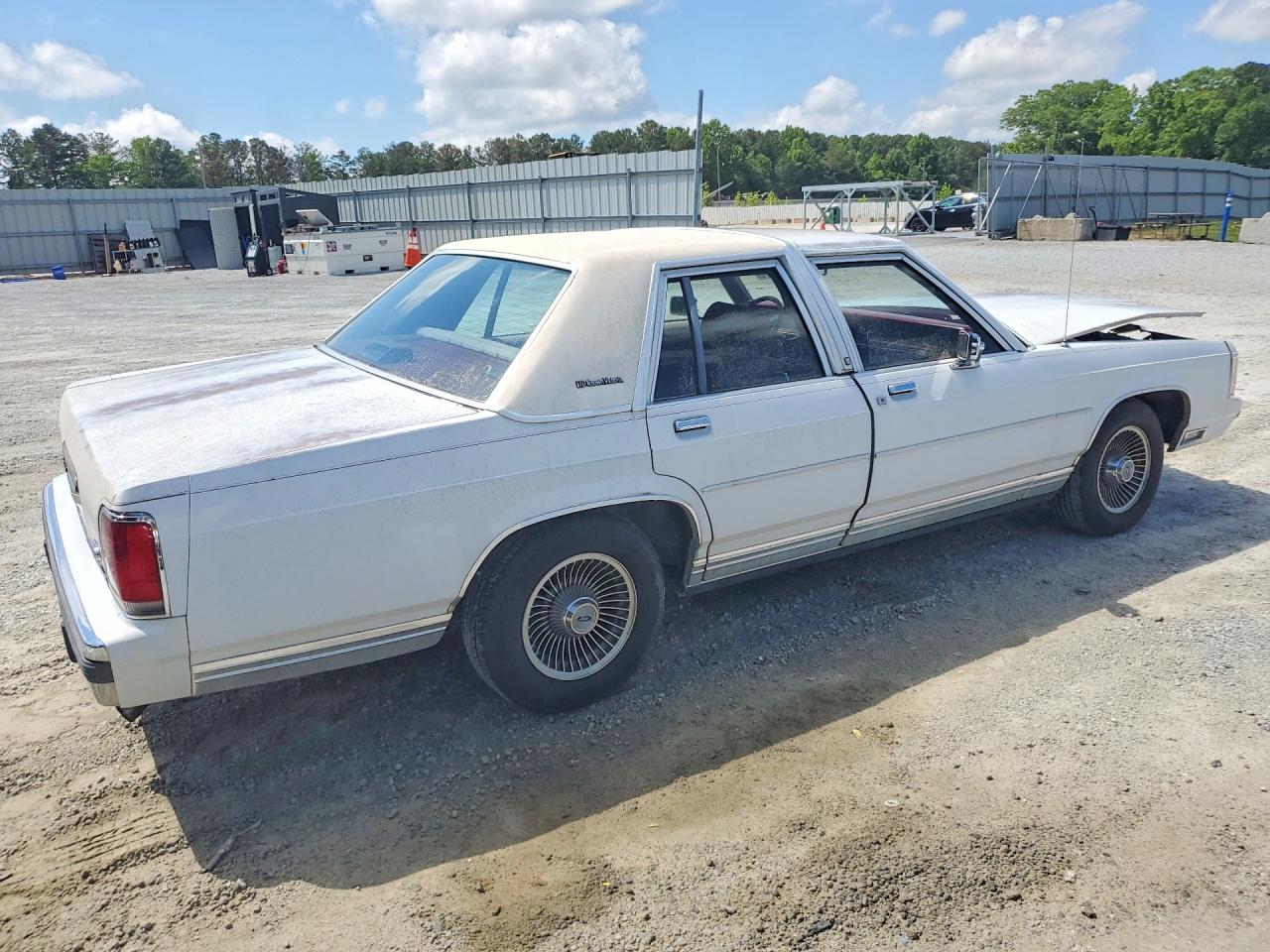 Ford Crown Vic Lx