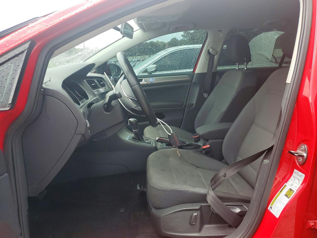 Volkswagen Golf S
