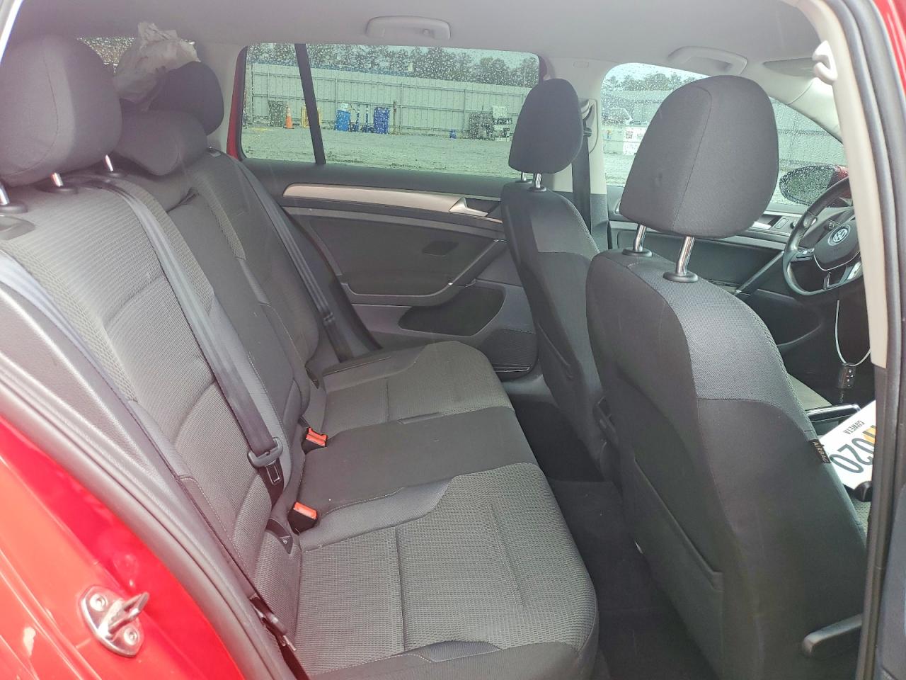 Volkswagen Golf S