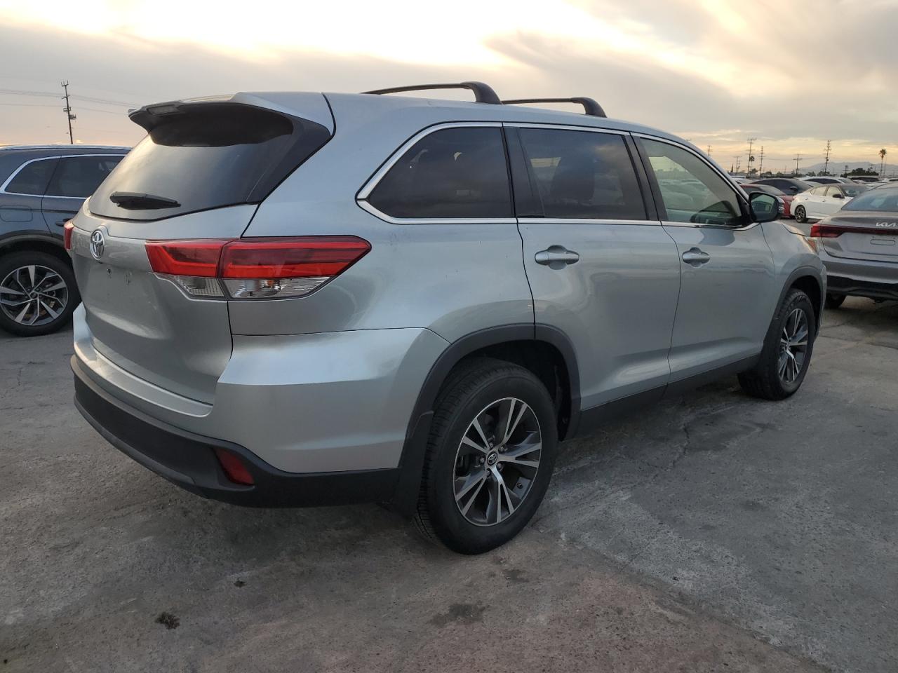 Toyota Highlander Le