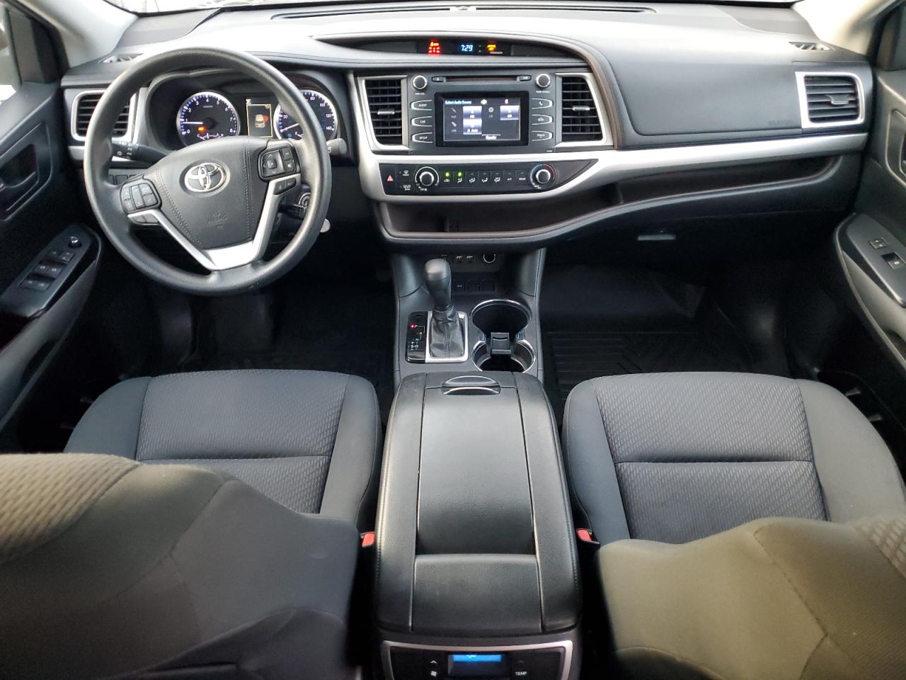 Toyota Highlander Le