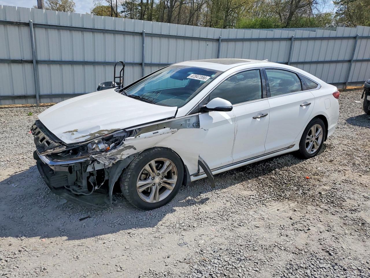 Salvage Hyundai SONATA Image