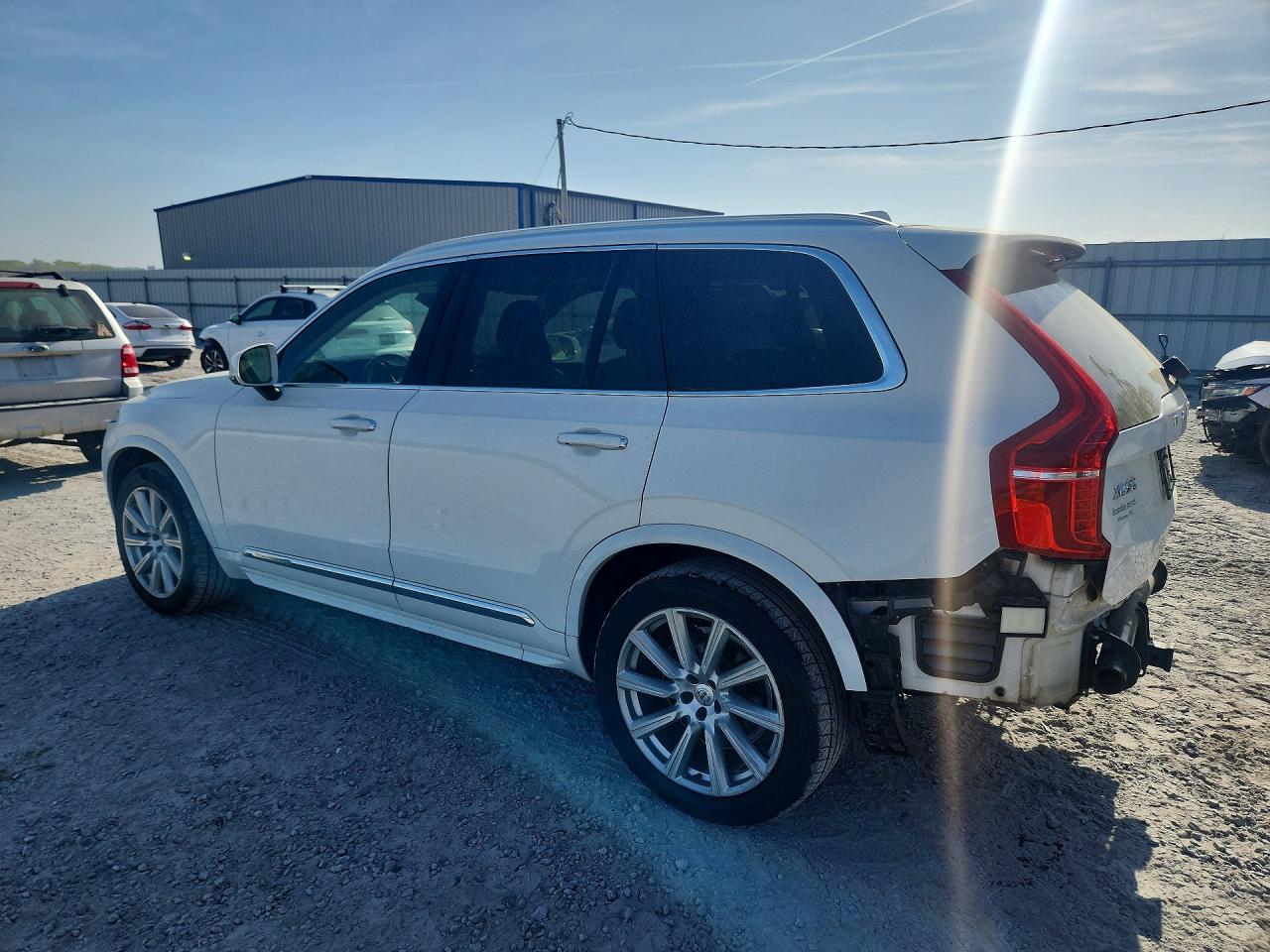 Volvo XC90 T6