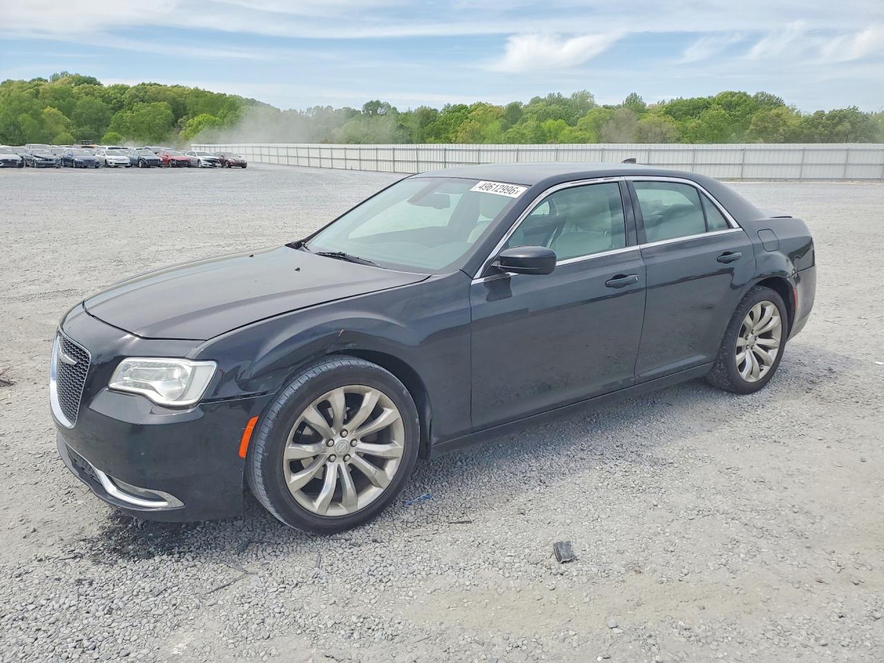 Salvage Chrysler 300 Image