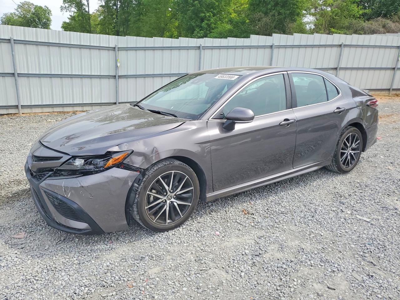 Salvage Toyota Camry Image