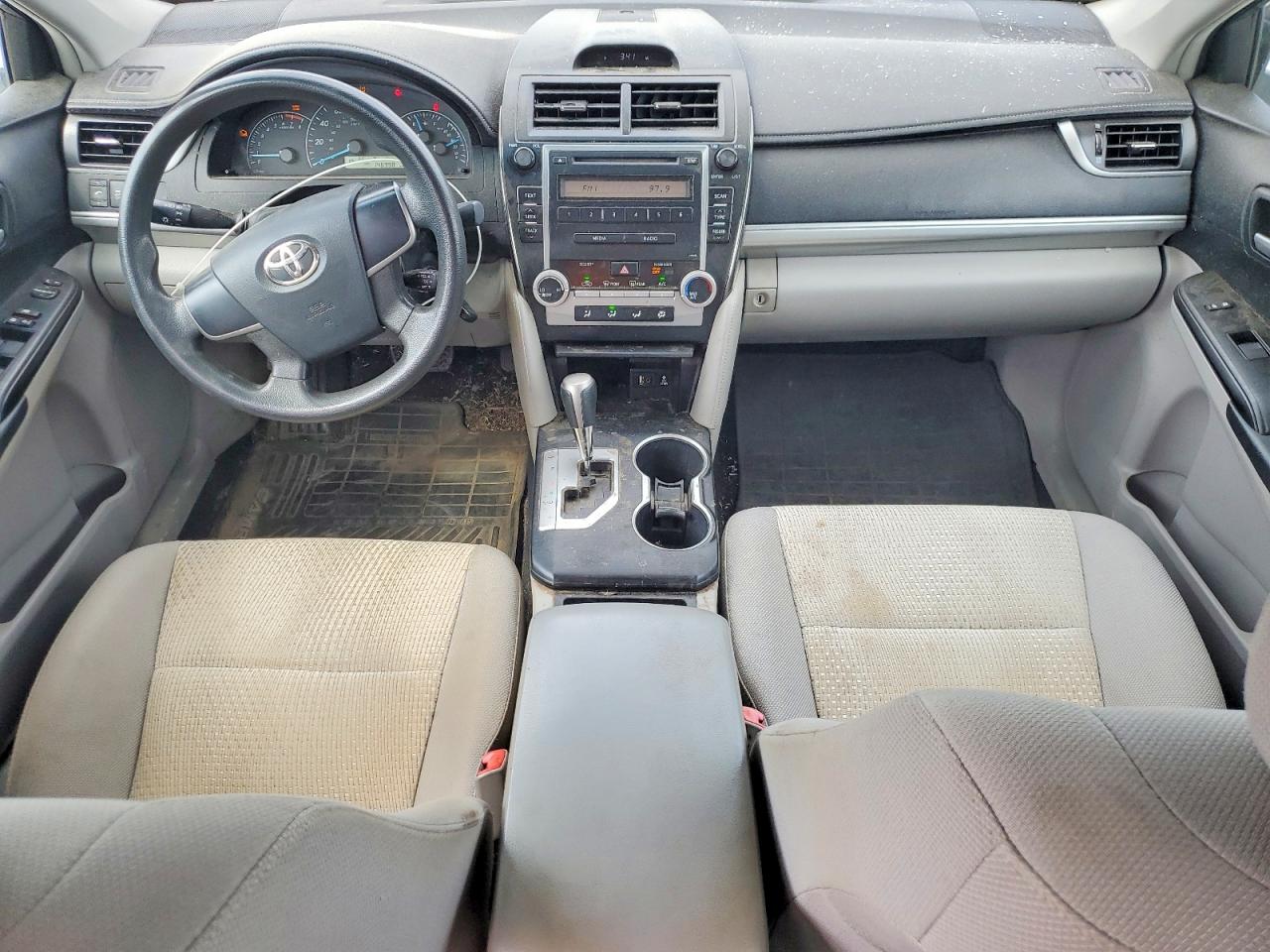 Toyota Camry L
