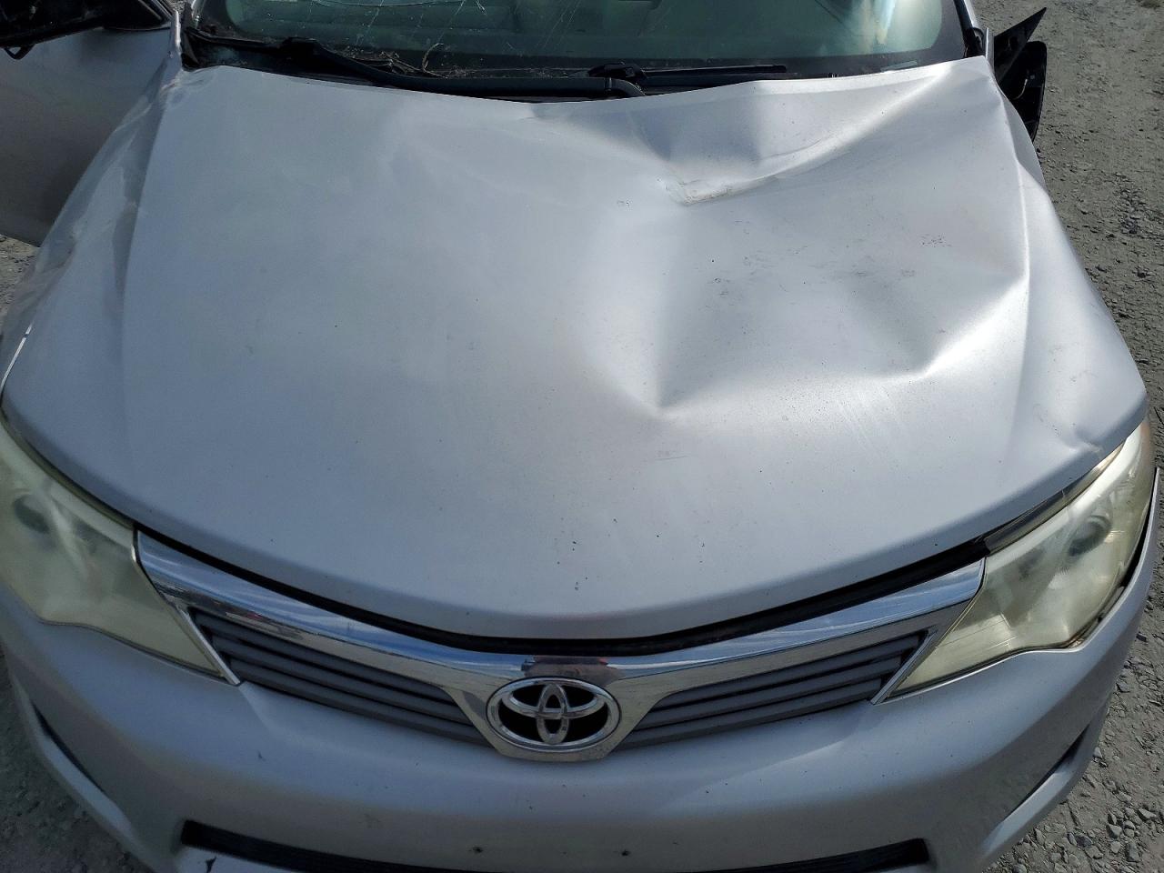 Toyota Camry L
