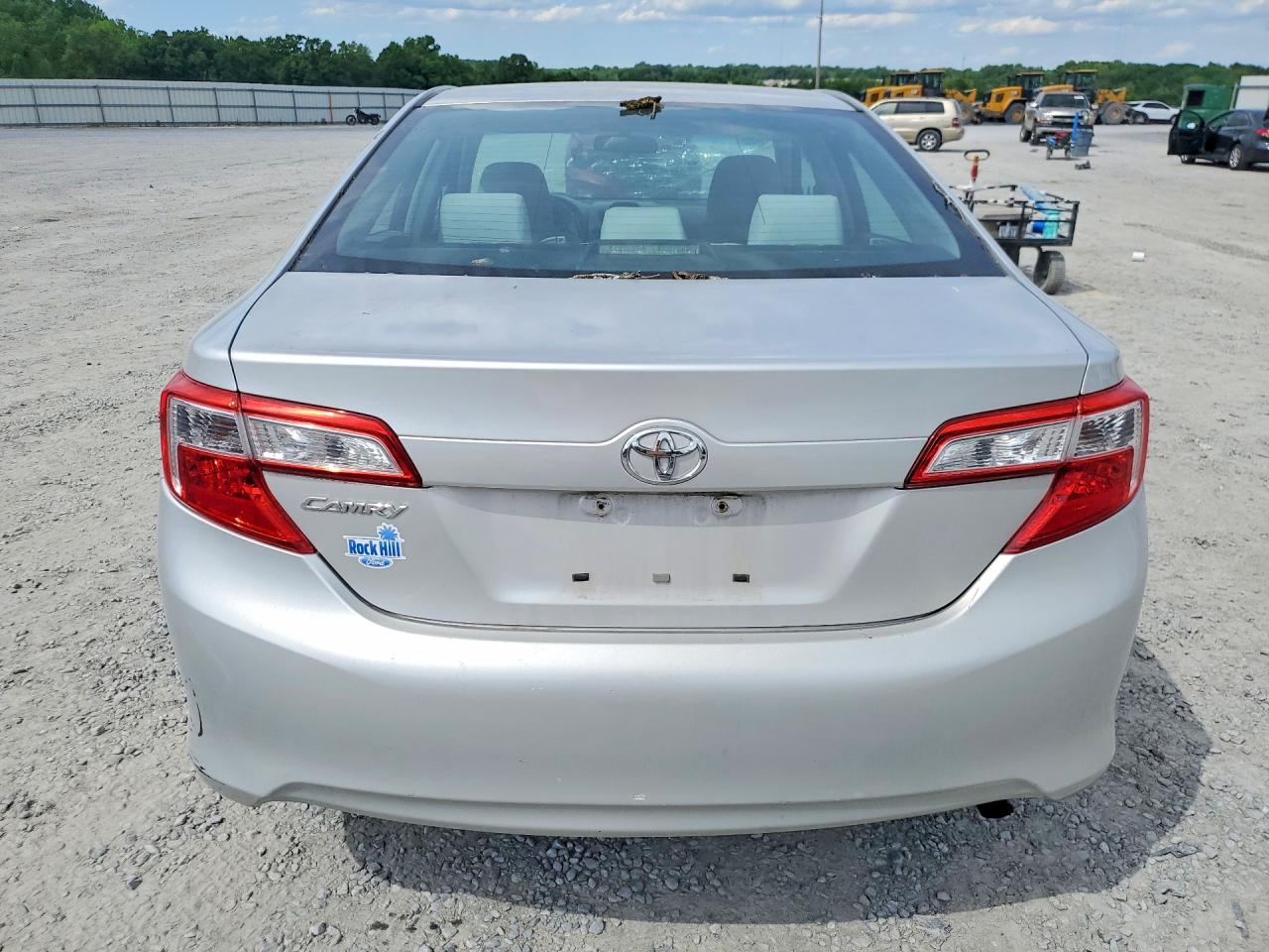 Toyota Camry L
