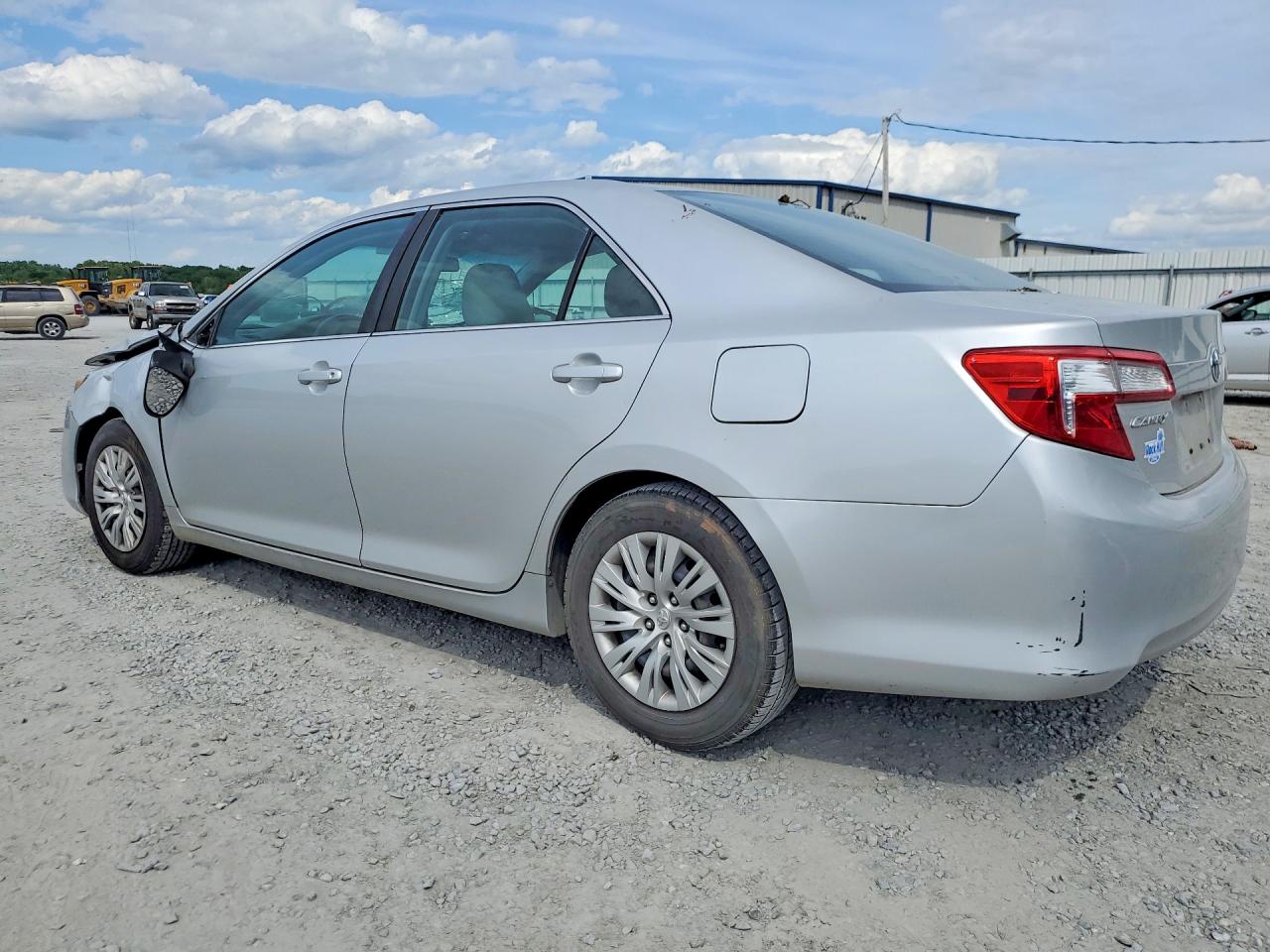 Toyota Camry L