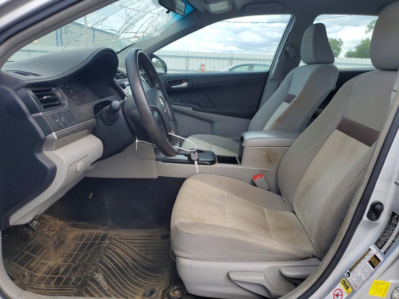 Toyota Camry L