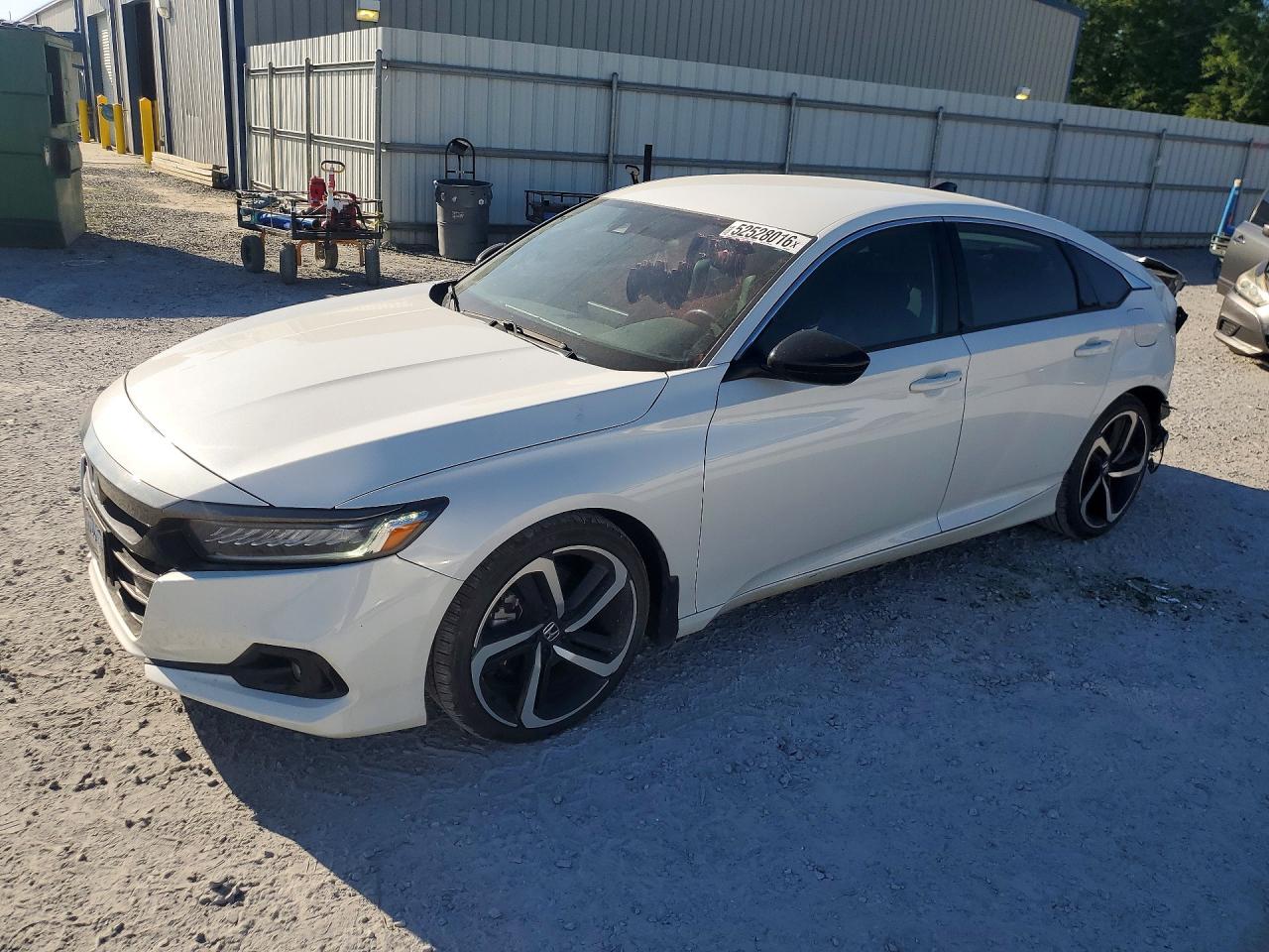 Salvage Honda Accord Image