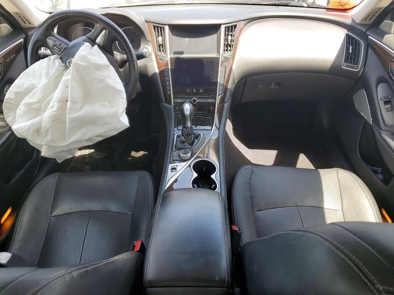 INFINITI Q50 3.0t S 3.0t Signature Edition